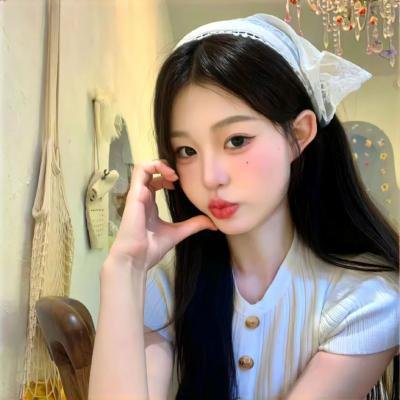 怕羞的黄莺